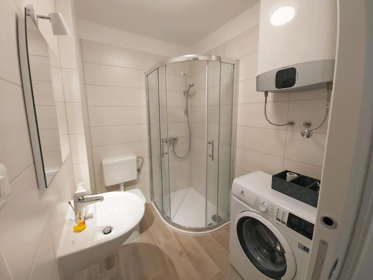 Green City Point Apartment Pula